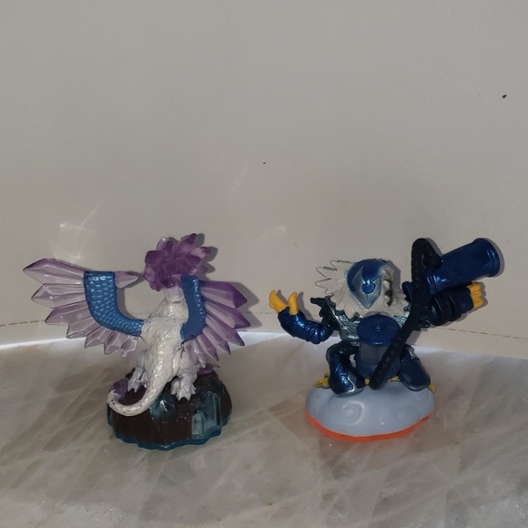 Skylanders Jet-Vac Blue Warrior Bird Eagle/Swap Force Lightcore Flashwing Figure - Picture 2 of 4